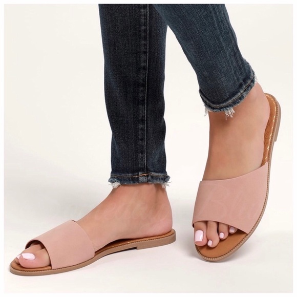 Shoes - ☀️☀️SUMMER CLEARANCE ☀️☀️